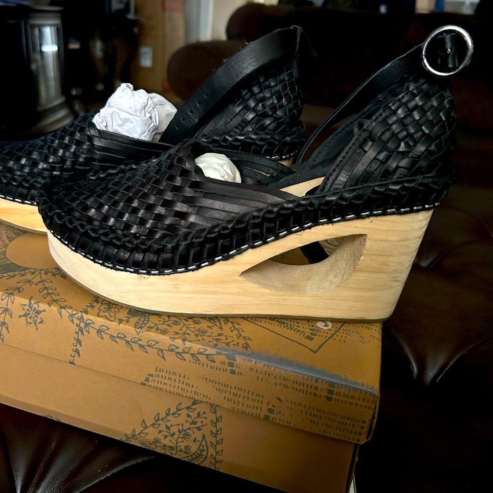 Free People wedge sandal New with tags size 38-7